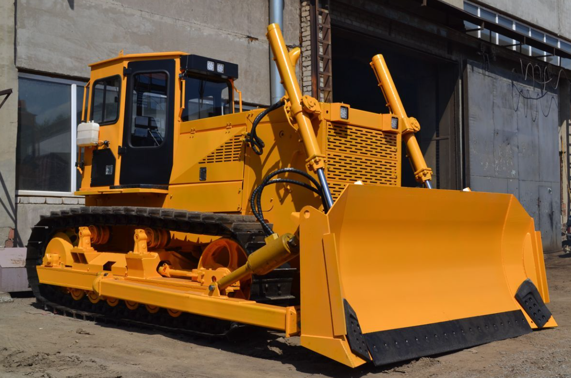 Трактор Т10.01.01  с вынесенной осью качания тележек, уплотнения DUO-CONE